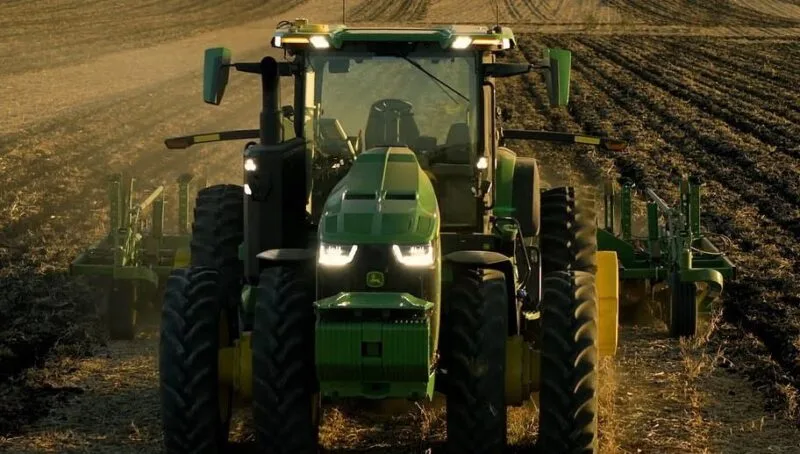 John Deere 8R