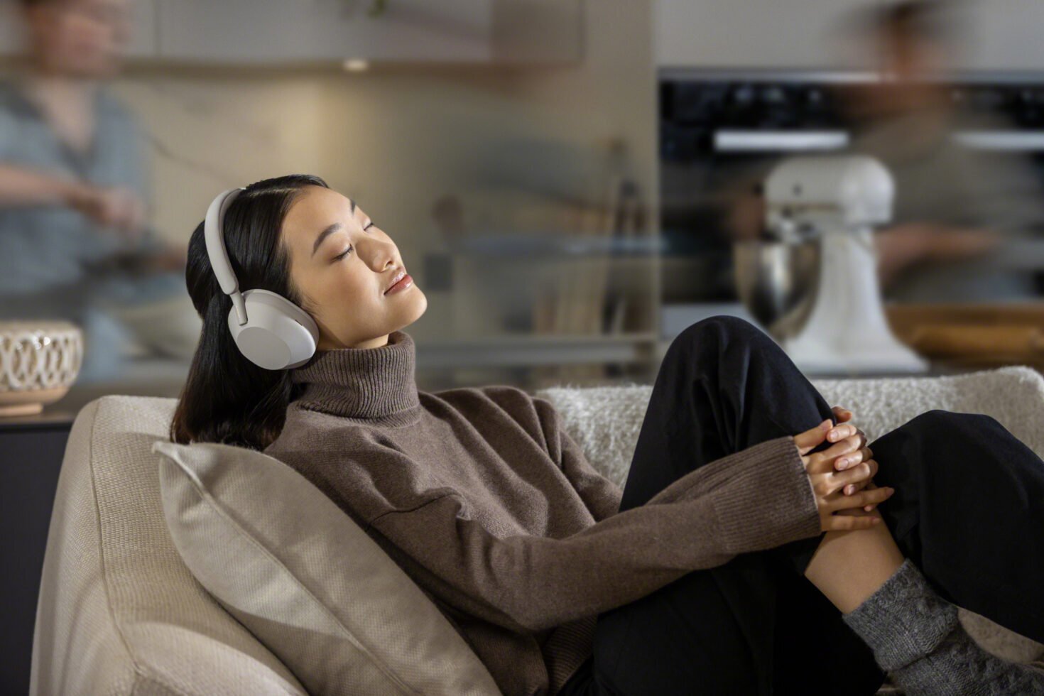 Sony WH-1000XM5 — Imagine 15 Sony WH-1000XM5 — Imagine 15