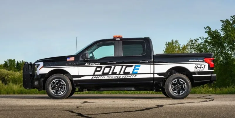 Ford F-150 Lightning Pro SSV 2023