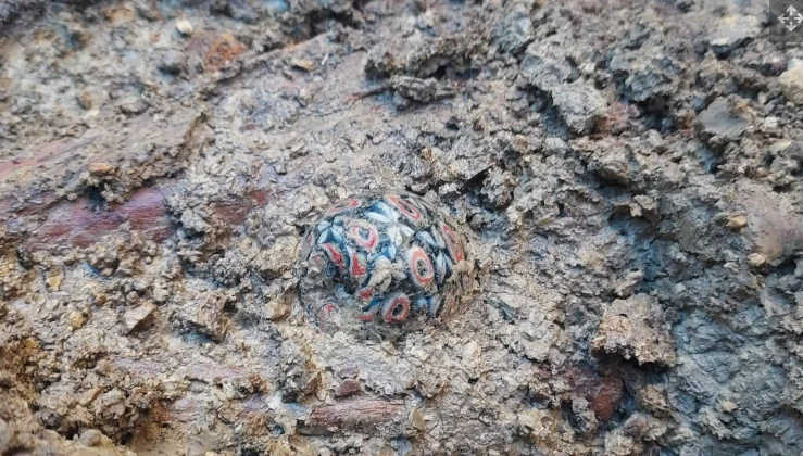 scaun medieval pliabil O femeie din Evul Mediu, îngropată cu un obiect mai puțin obișnuit