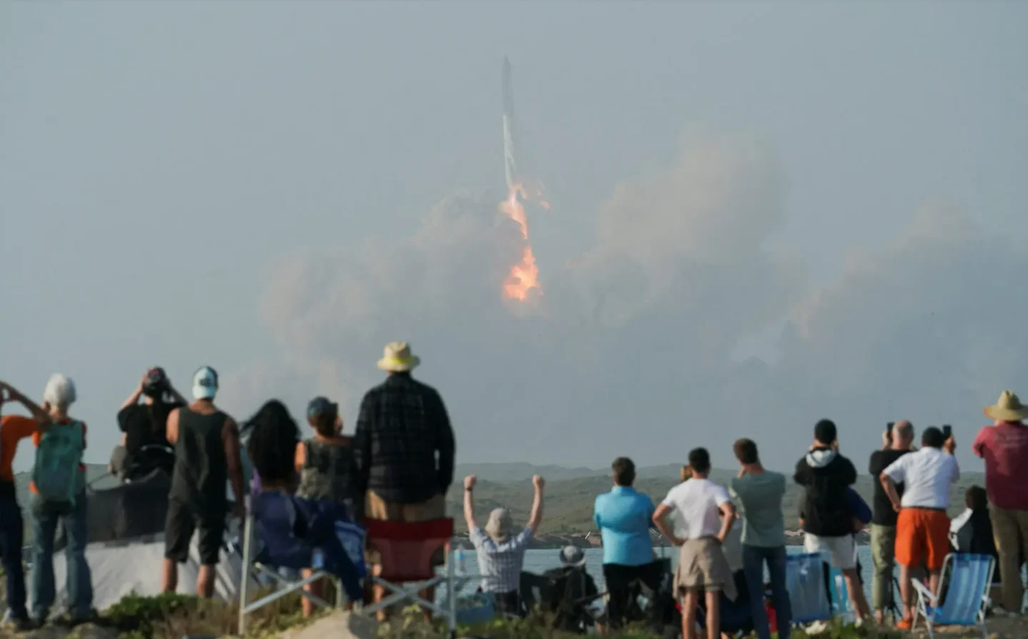 Racheta Starship a companiei SpaceX a explodat după lansare. Test reuşit?