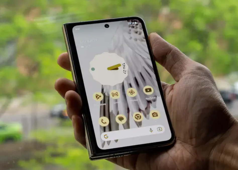 Google Pixel Fold — Imagine 2 Google Pixel Fold — Imagine 2