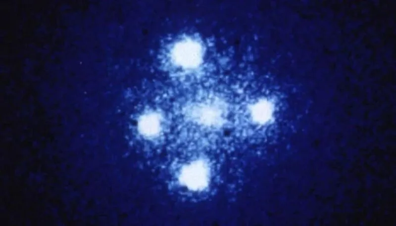 Crucea Einstein