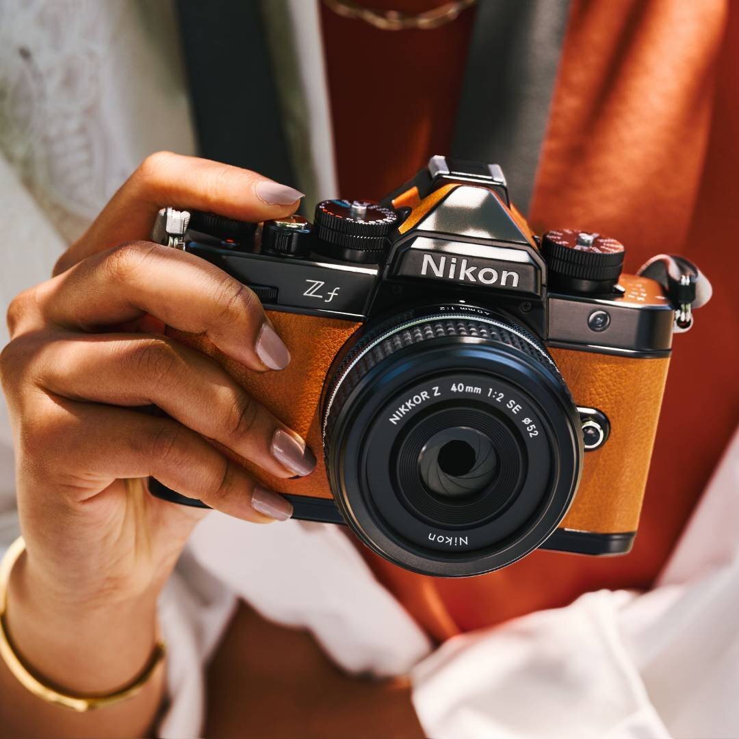 Descoperă noul Nikon Z f – Creează imagini emblematice și beneficiază de oferte special