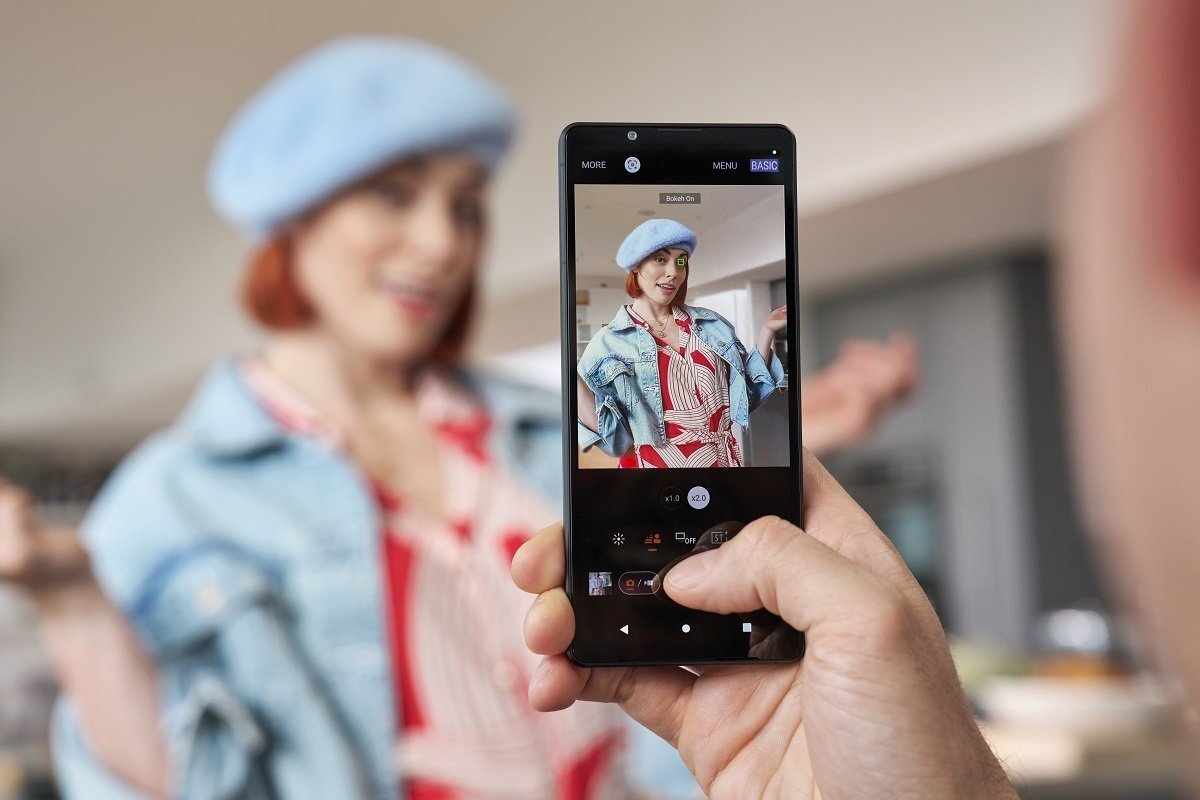 Sony Xperia 5 V Sony Xperia 5 V. Cum arată și ce poate noul flagship al japonezilor