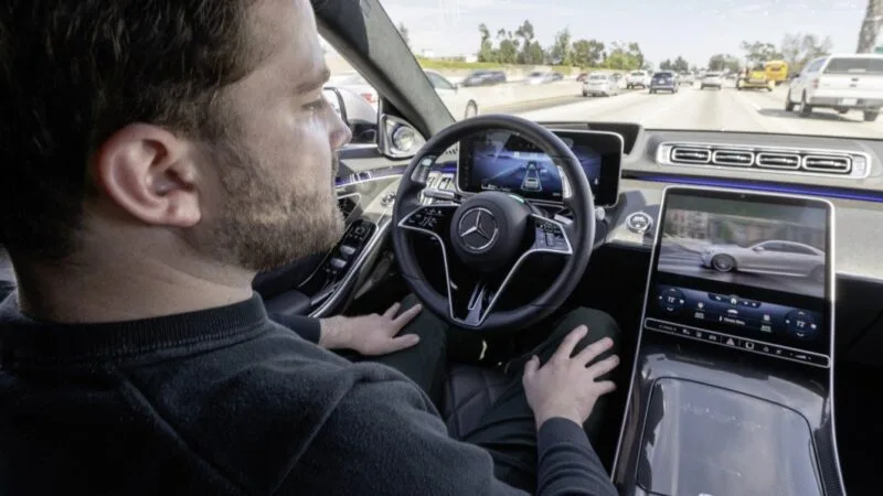 Mercedes Drive Pilot