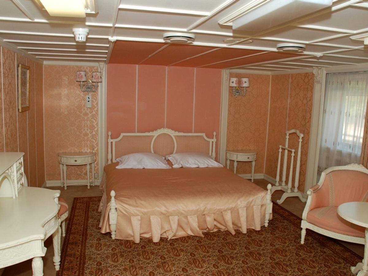 yahtul lui Ceausescu — Imagine 5 05nava mures3