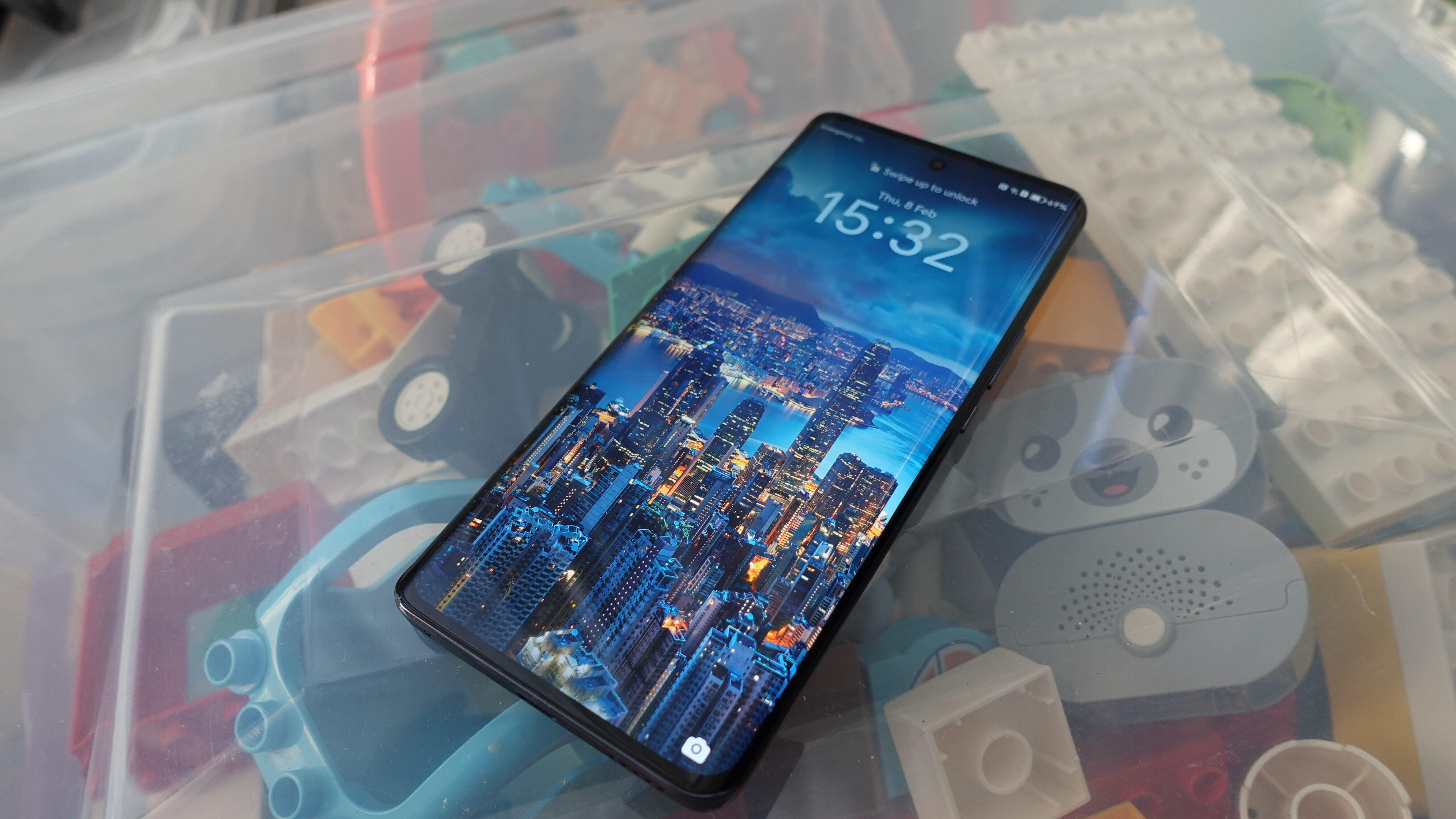 Review Honor Magic 6 Lite. Telefonul care îți ia ochii, la un preț excelent