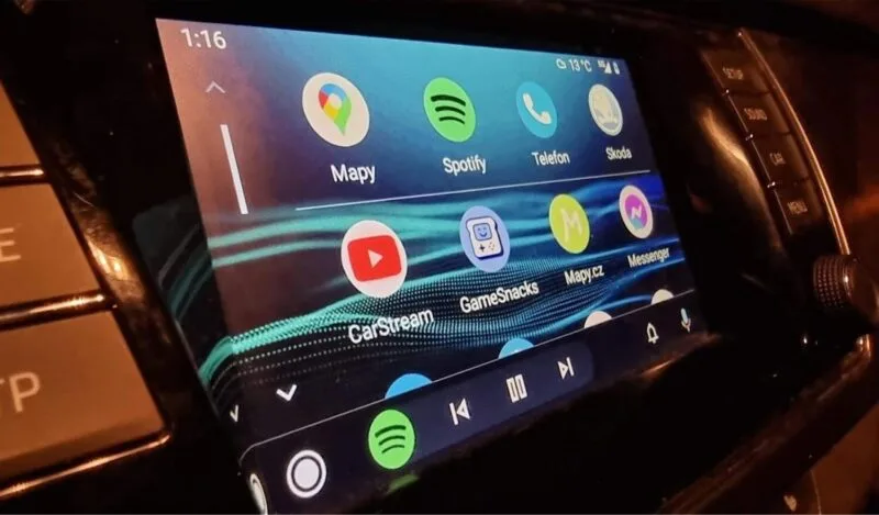YouTube pe Android Auto