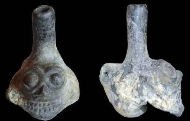 fluierul aztec al morții