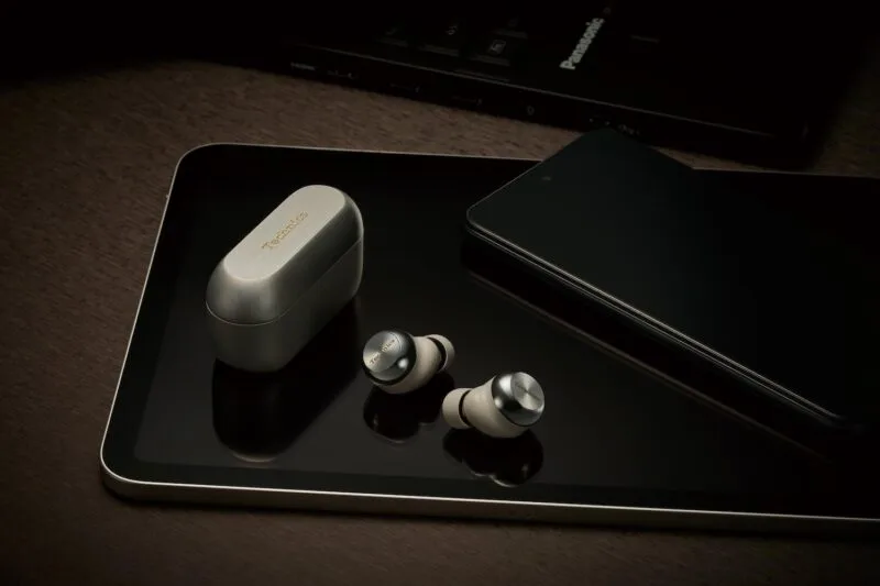 Technics EAH-AZ100