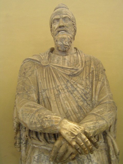 nobilul dac de la Vatican Povestea statuii uriașului nobil dac de la Vatican. Are 2 metri înălțime