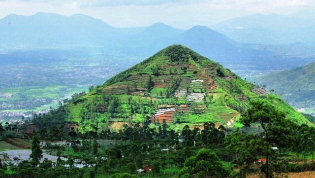 Gunung Padang Gunung Padang