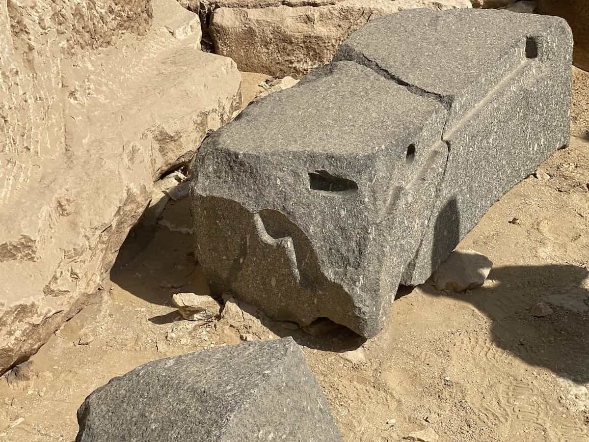 misterul gaurilor din granitul egiptean — Imagine 2 Gauri pietre egipt