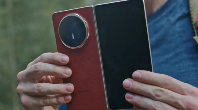 Honor Magic V6