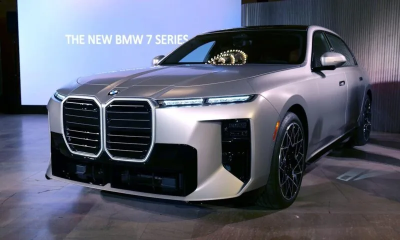 7 series lead