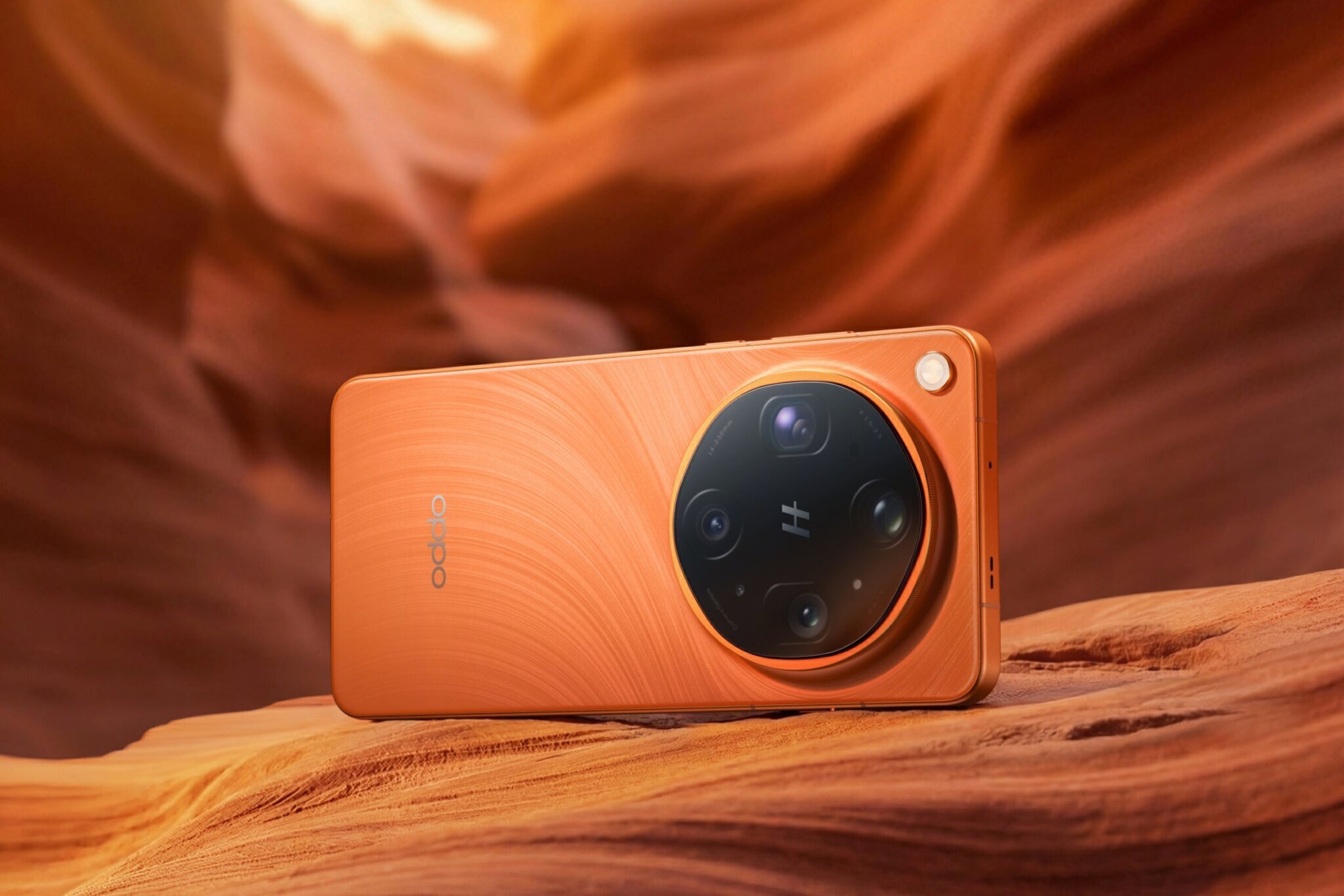 Oppo Find X9 Ultra Canyon Orange