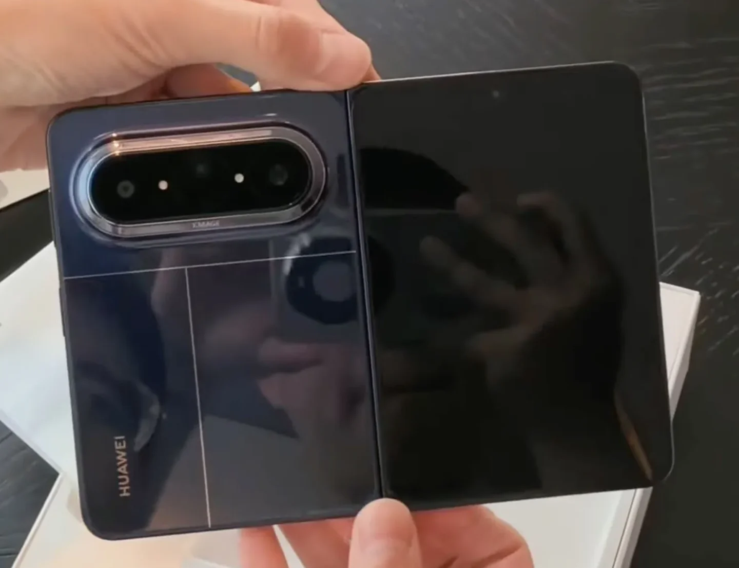Huawei Pura X Max 
