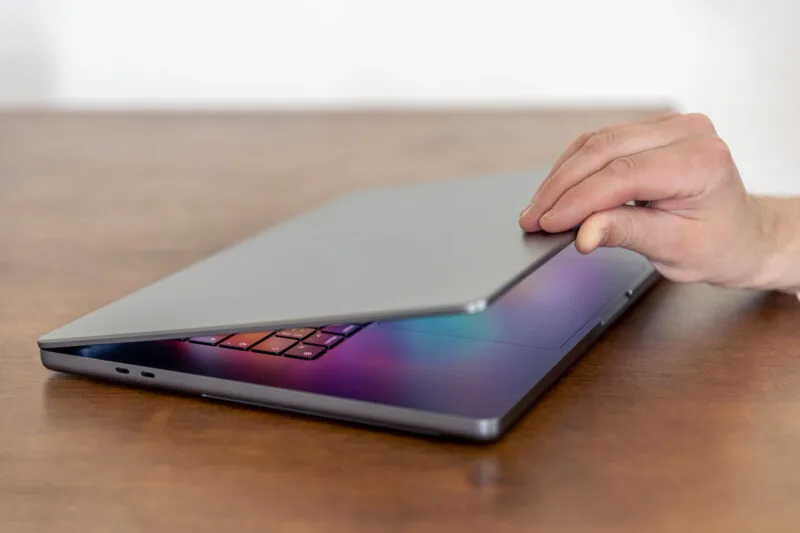 Cele mai bune laptopuri 2-în-1 din 2026