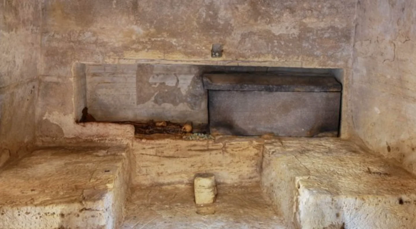 morminte antice Egipt Marina El Alamein descoperire arheologica 2026 morminte sigilate