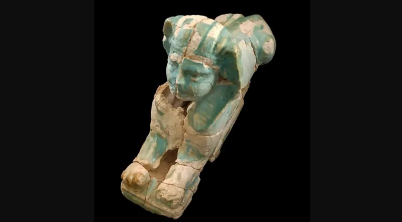 statueta egipteana