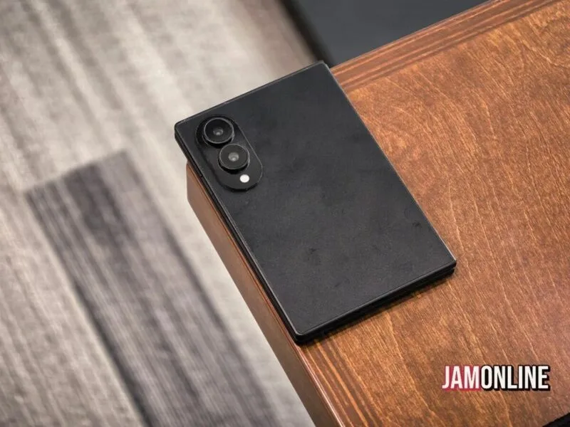 Galaxy fold 8 wide dummy