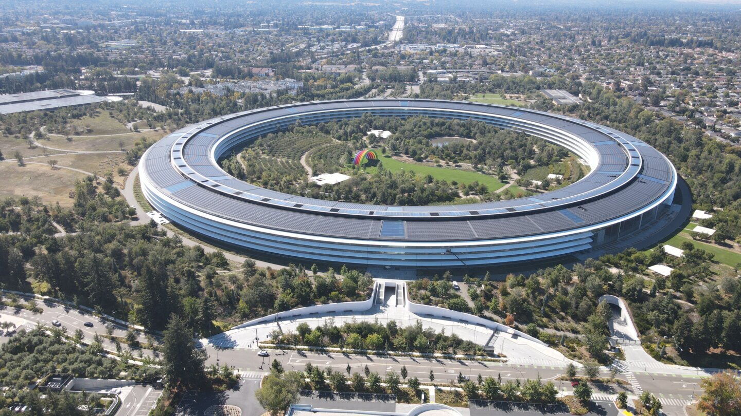 Apple Park din Cupertino, locul unde se decid specificațiile iPhone 2028