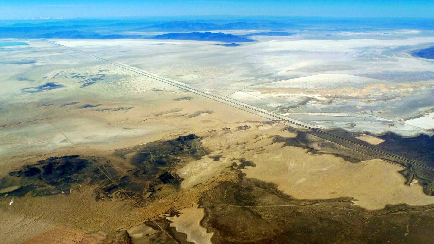 Bonneville Salt Flats, locul unde JCB Hydromax a stabilit ambele recorduri de viteză