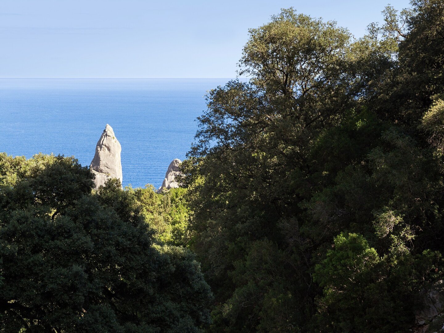 Cala Goloritzè, una dintre cele mai frumoase plaje din Europa, în Golfo di Orosei