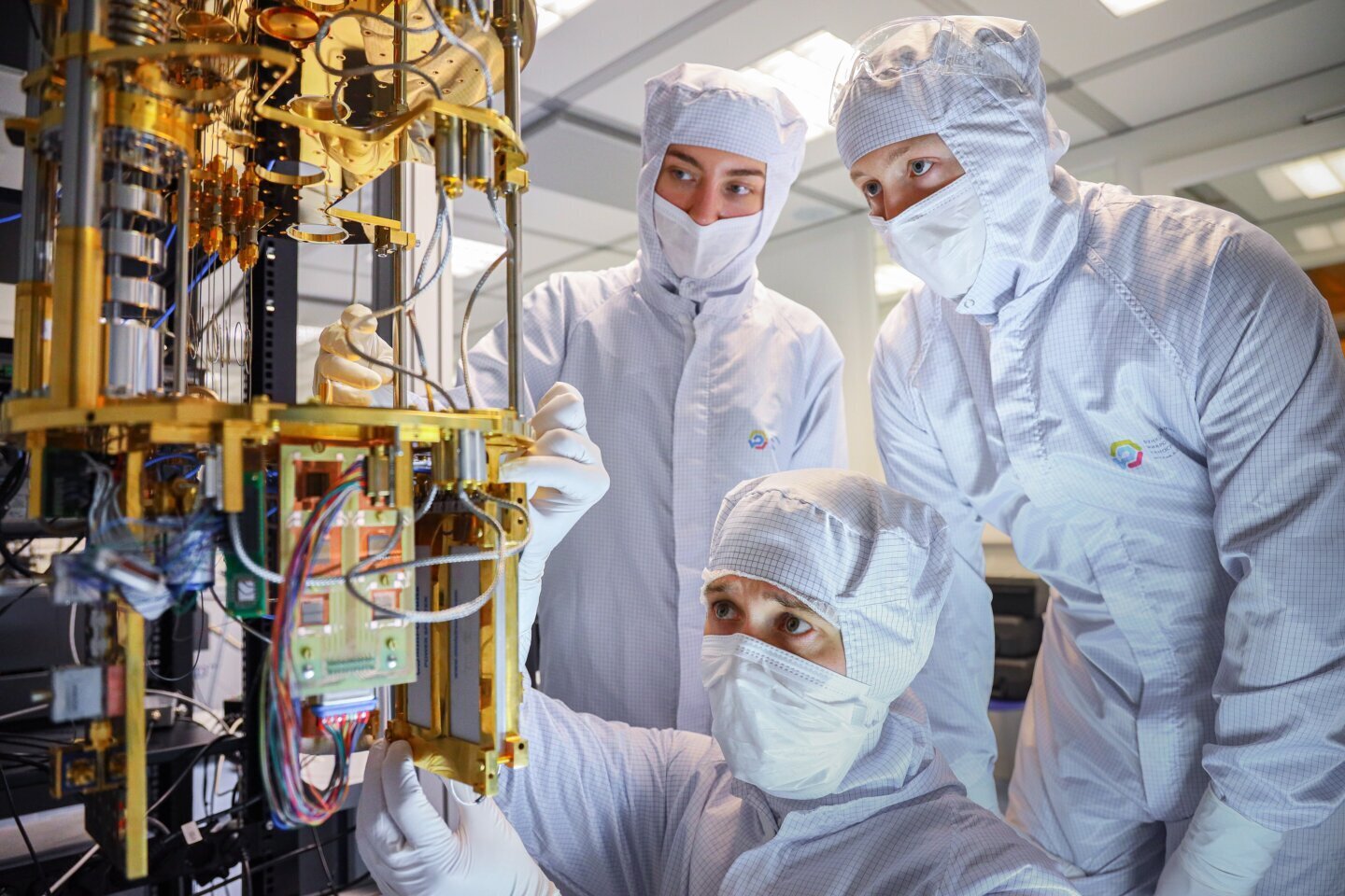 motor termic cuantic Instalație criogenică în care poate funcționa un motor termic cuantic pe circuit superconductor