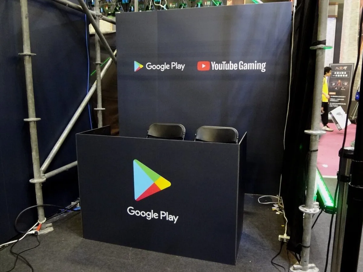magazine de aplicații Stand Google Play la Taipei Game Show, magazinul care trebuie să găzduiască acum magazine de aplicații rivale