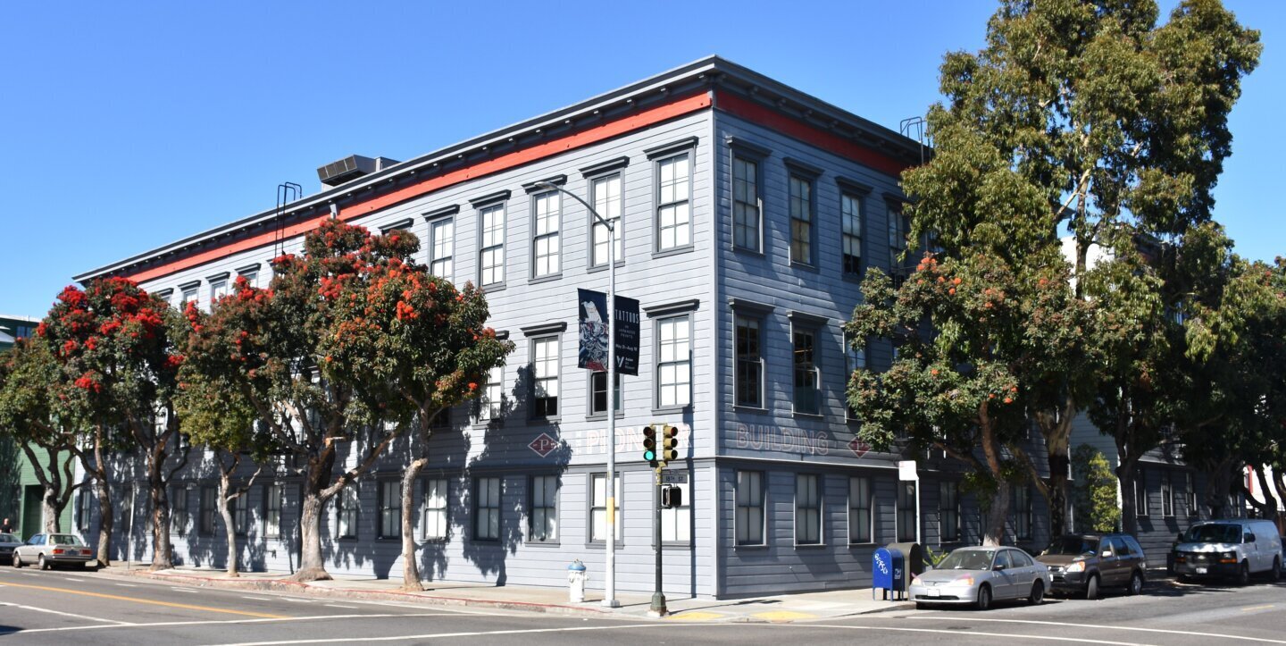 Sediul OpenAI din San Francisco, compania care a lansat Astra for Law