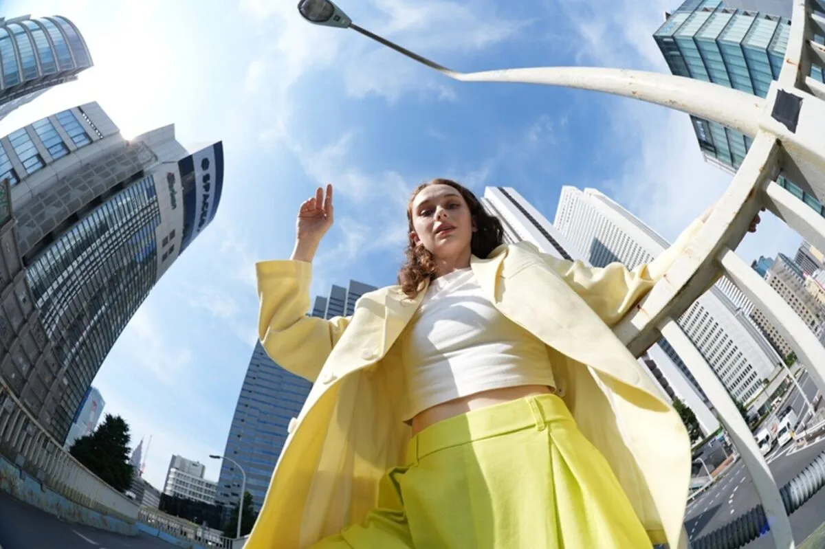 6. Built for Creative Exploration. Get Closer Capture More 1