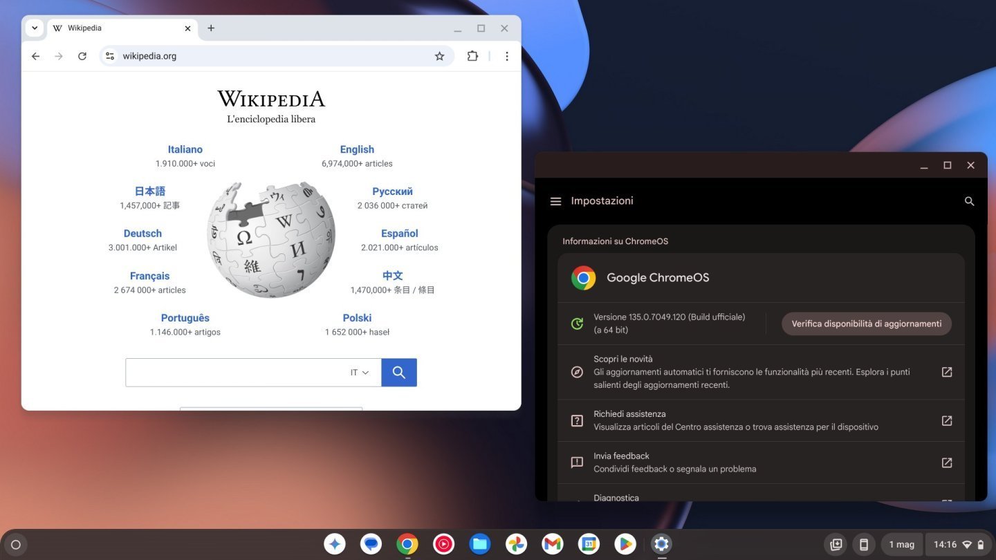 Captură de ecran cu desktopul ChromeOS, cu browserul Chrome deschis și bara de aplicații jos
