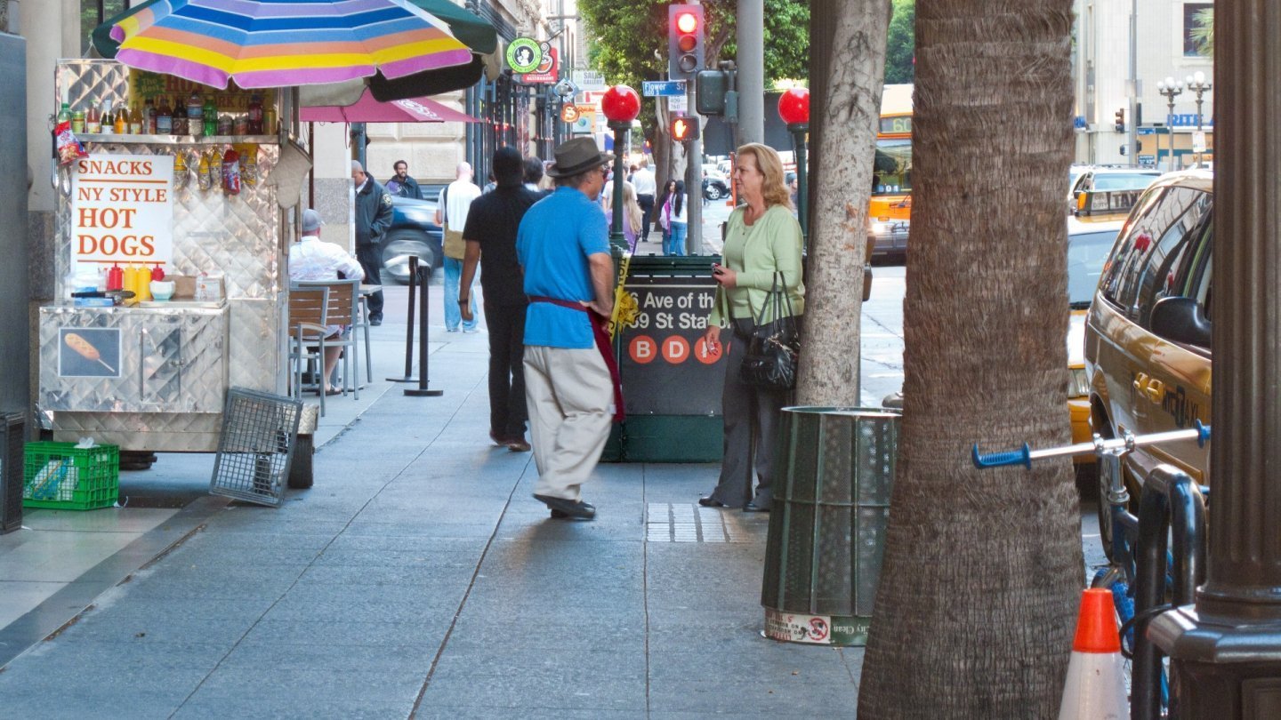 Echipă de filmare pe o stradă din Los Angeles