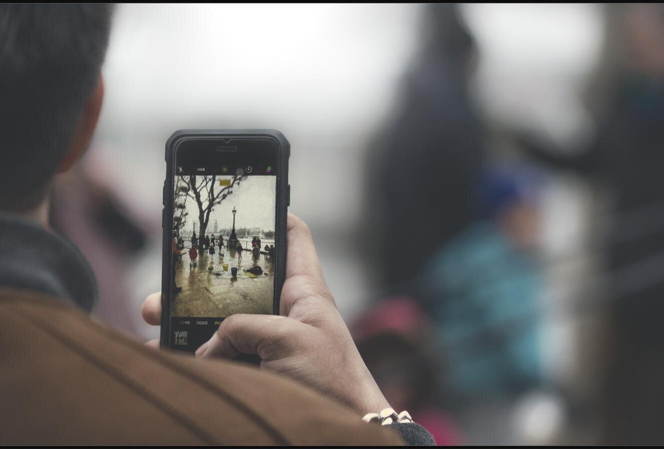 Fotografie făcută cu telefonul, domeniul în care lucrează Glass Imaging