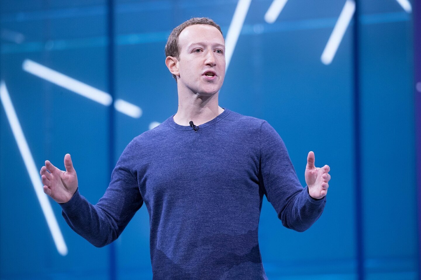 Mark Zuckerberg pe scena unei conferințe Meta, compania care lansează acum Muse de la Meta