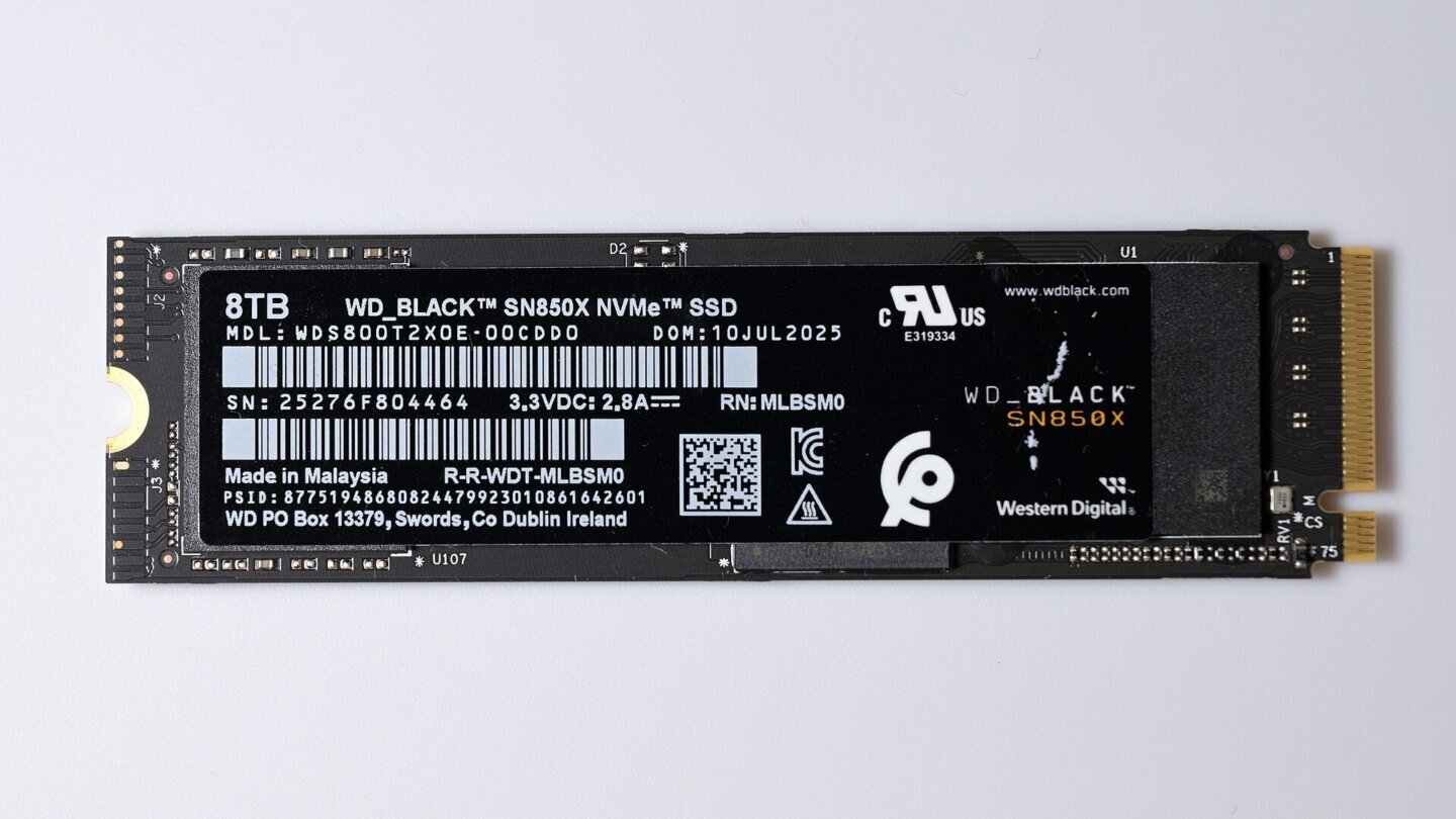 Unitate SSD NVMe, componenta pe care se consumă spațiu de stocare într-un calculator
