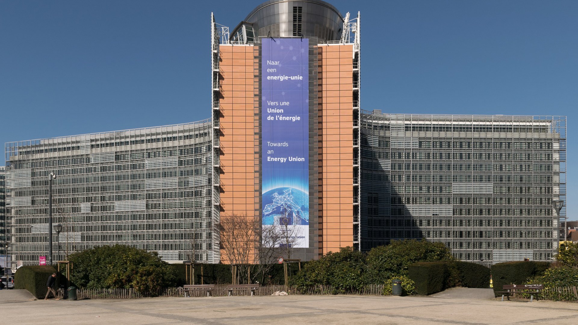 Clădirea Berlaymont din Bruxelles, sediul Comisiei Europene care aplică AI Act