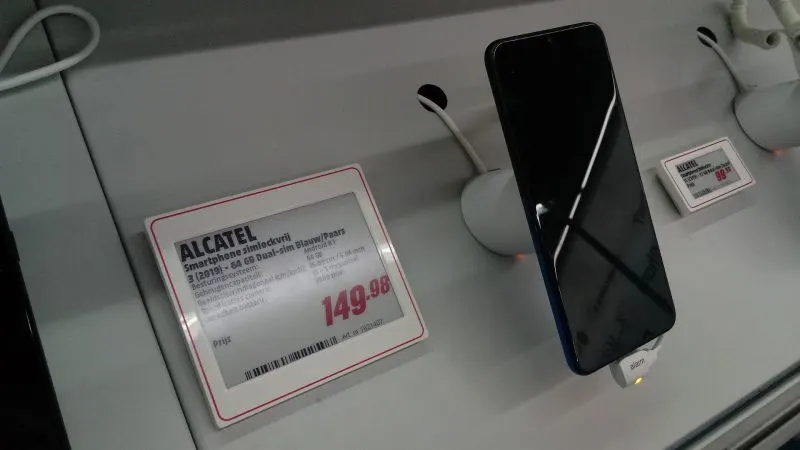 Black Friday la Altex a început: Xiaomi 17T la 2.999 lei, ca la eMAG