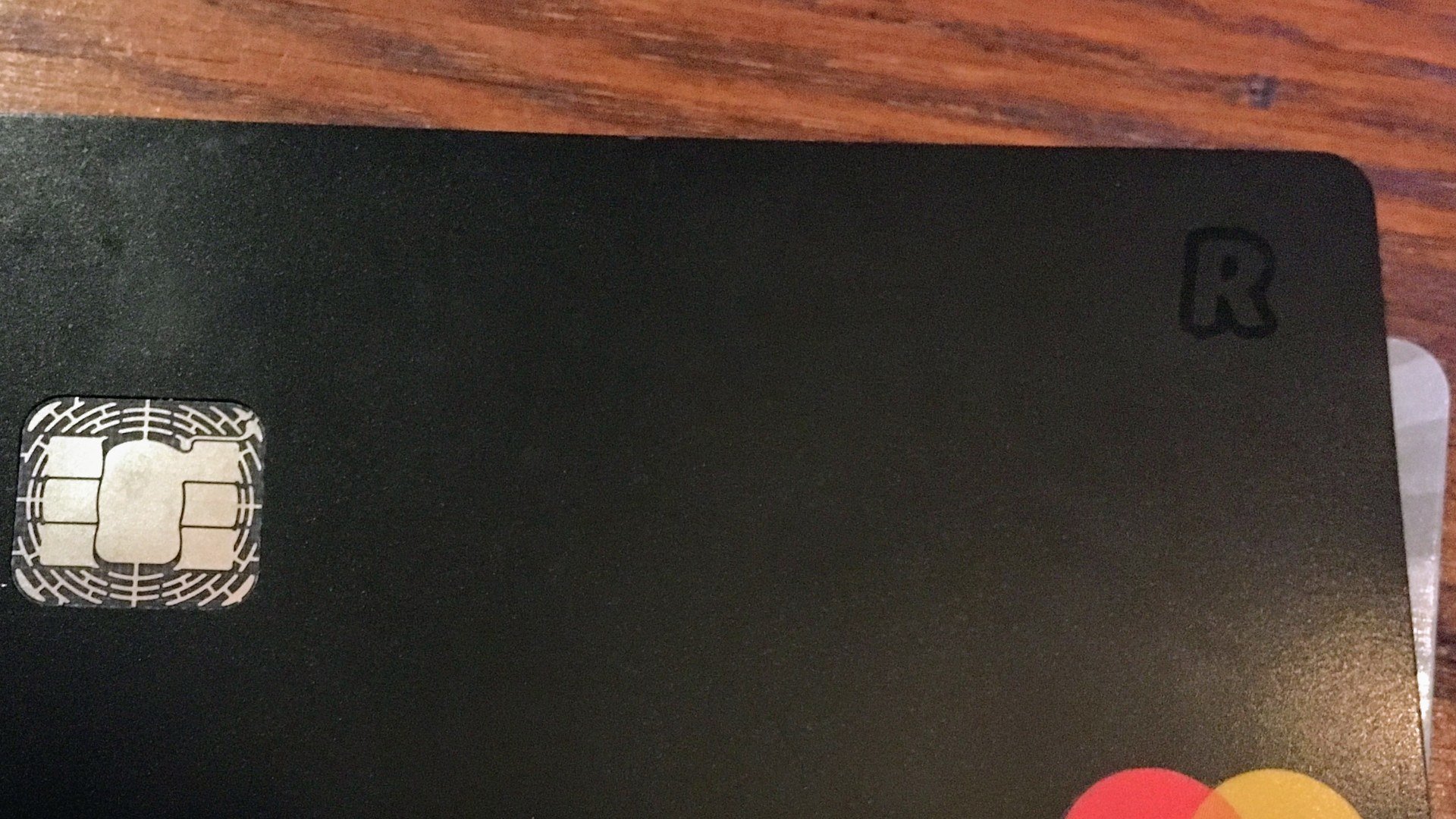 Card Revolut cu cip, tipul de card afectat de pana Revolut din 20 octombrie