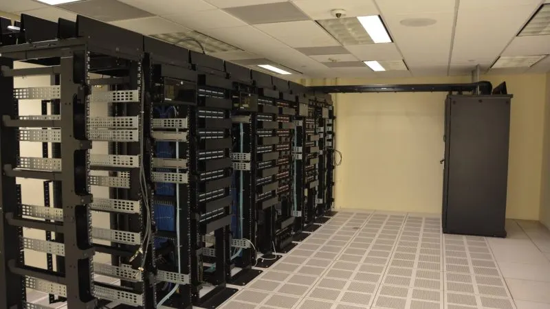 OpenAI își antrenează modelele fără internet: ce au spart agenții AI