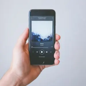 Spotify Family verifică membrii cu cod QR: blocare de 12 luni