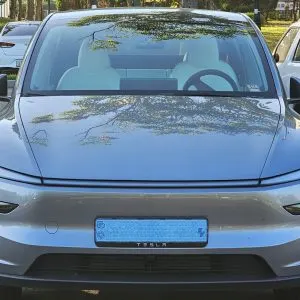 Tesla Assisted Driving