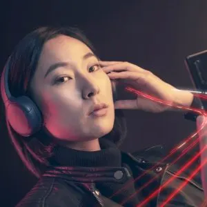YouTube Music etichetează piesele create cu AI: ce trebuie să știi